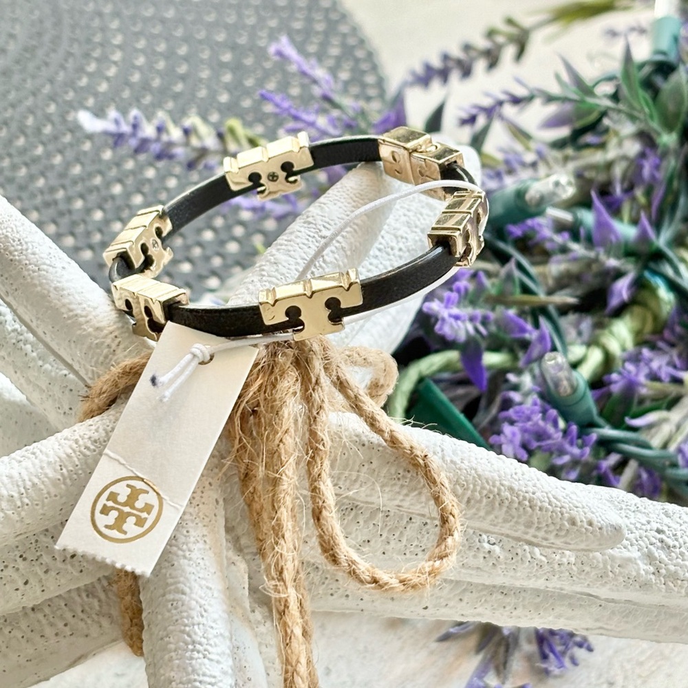Tory Burch Serif-T Bracelet🧡NWT🧡